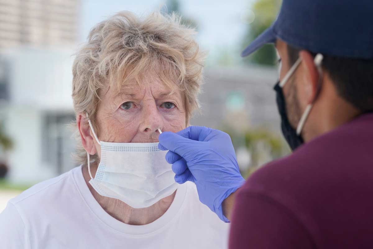 Recuperados del COVID estarán exentos de pruebas PCR antes de entrar a Israel