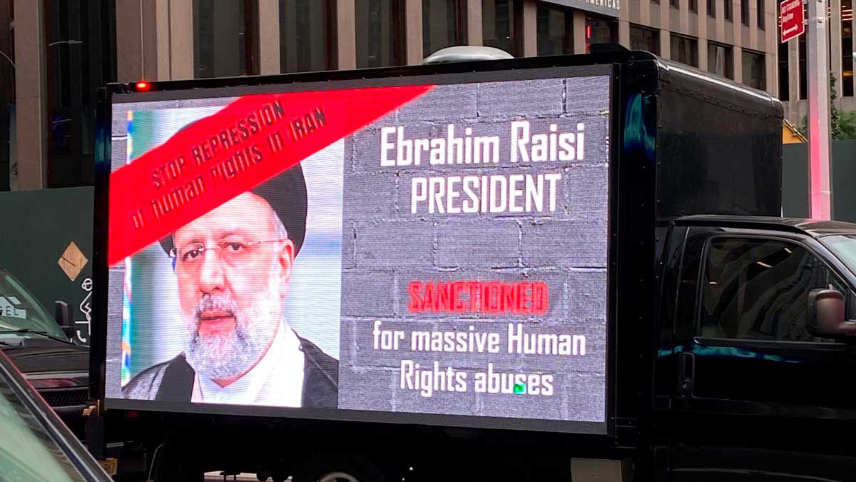 Los neoyorquinos protestan contra Irán mientras Raisi se dirige a la ONU