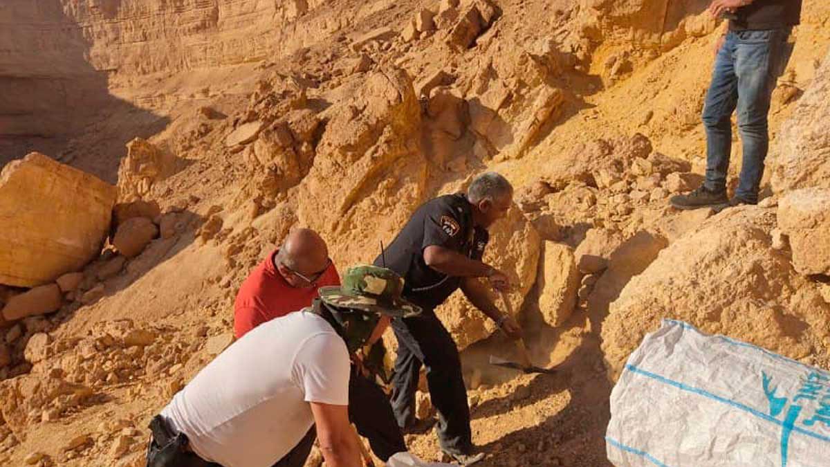 Excursionistas encuentran restos humanos en el desierto de Negev