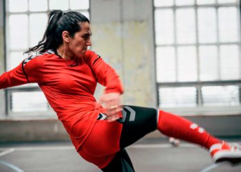 El equipo de fútbol femenino de Afganistán huye a Pakistán tras el ascenso de los talibanes