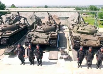 El tanque ruso T-62 de la época de la Guerra Fría sigue en servicio