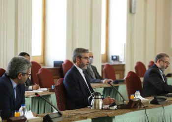 La UE e Irán no reanudarán las conversaciones nucleares en Bruselas el jueves