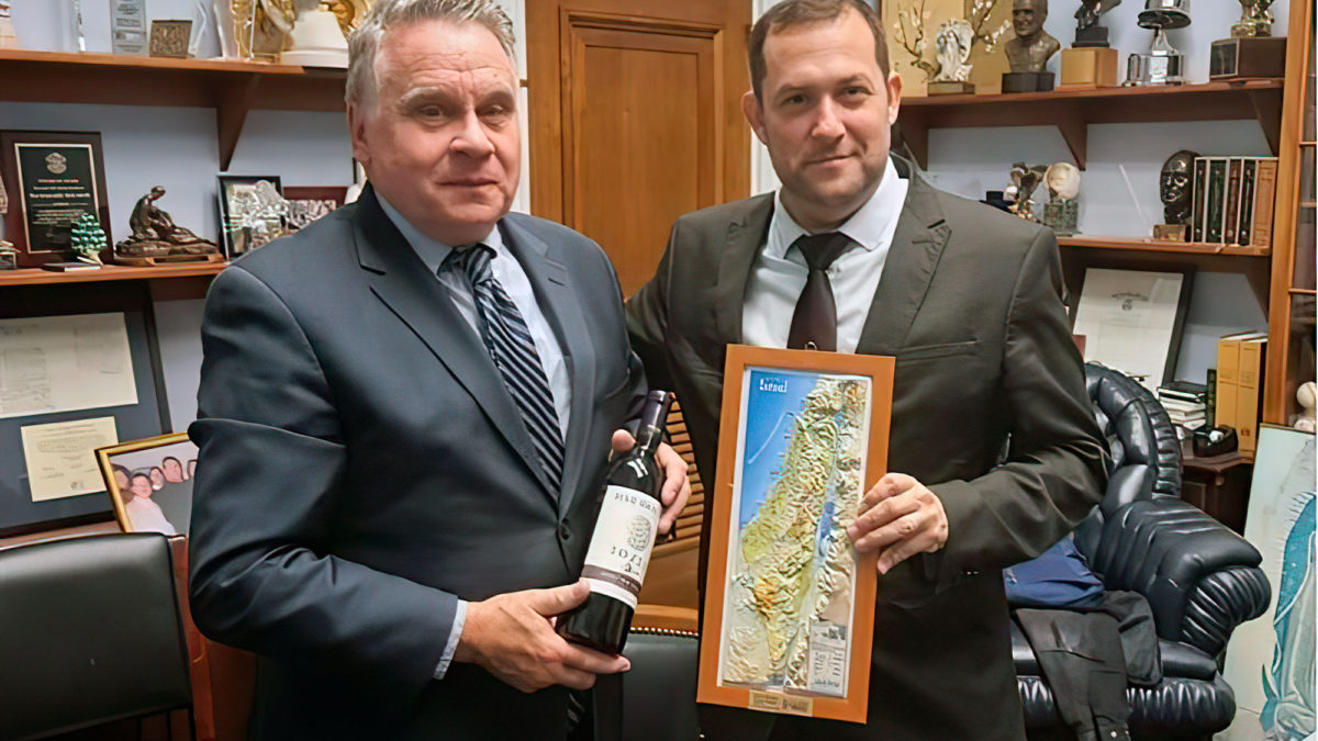 Legisladores estadounidenses prometen defender la construcción israelí en Judea y Samaria
