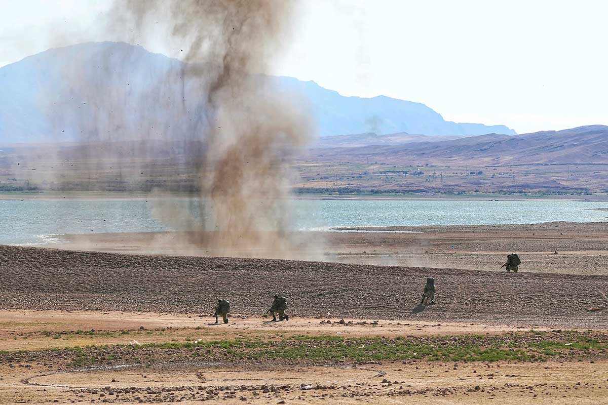 Azerbaiyán cierra mezquita vinculada al líder supremo de Irán