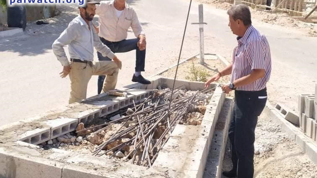 Autoridad Palestina erige monumento en honor a un terrorista que asesinó israelíes