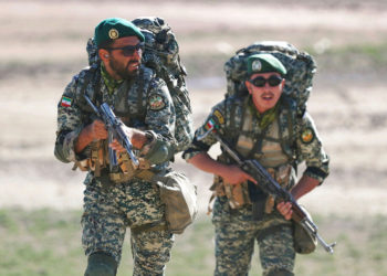 Irán realiza ejercicios militares cerca de la tensa frontera con Azerbaiyán