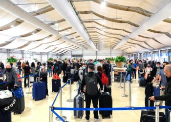 Con el regreso de turistas el 1 de noviembre: ¿Peligran los logros de Israel contra el COVID?