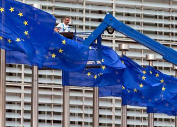 Kurz de Austria en la lista de líderes de la UE denunciados por corrupción