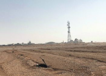 Explosiones sacuden base de tropas estadounidenses en el desierto sirio