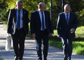 Ze'ev Elkin revela lo que había en la bolsa que llevó a la reunión con Putin: “Se trata de la seguridad de Israel”