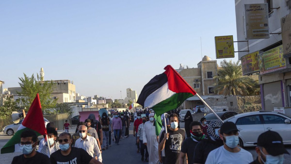 Pequeñas protestas en Bahréin contra la apertura de la embajada israelí