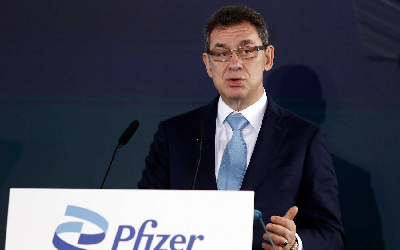 Pfizer comenzó a trabajar en una vacuna contra la variante Ómicron