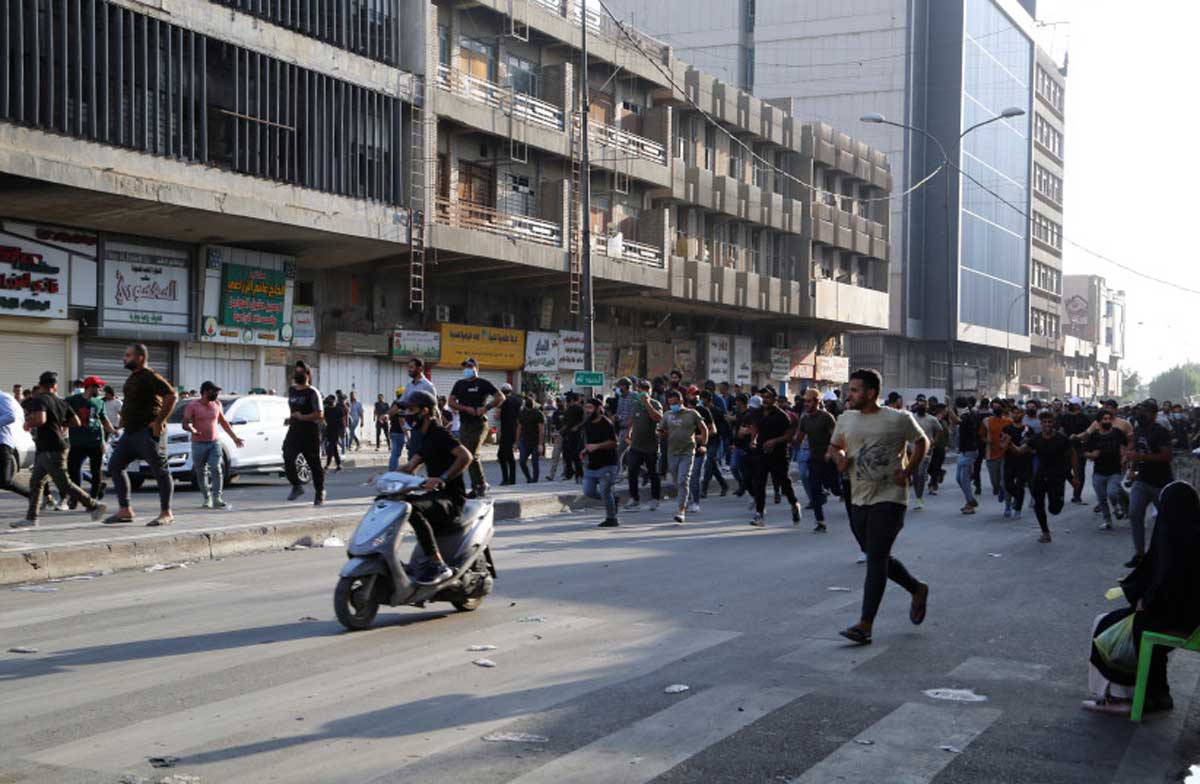 Bagdad: 30 heridos tras enfrentamientos entre manifestantes pro Irán y fuerzas de seguridad 