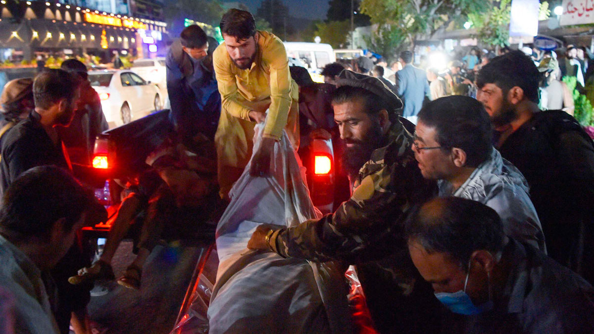 Alto comandante talibán muere en un atentado suicida de ISIS en Kabul