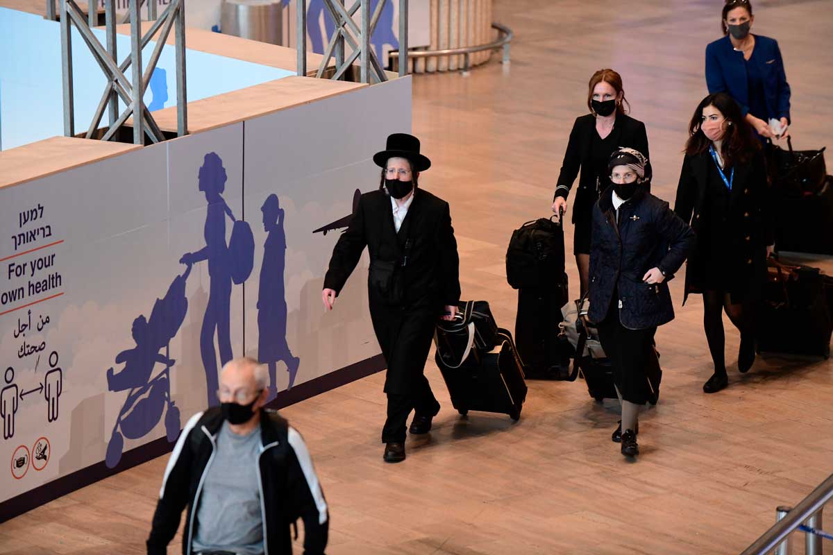 Cómo pueden entrar en Israel los turistas vacunados: La guía completa