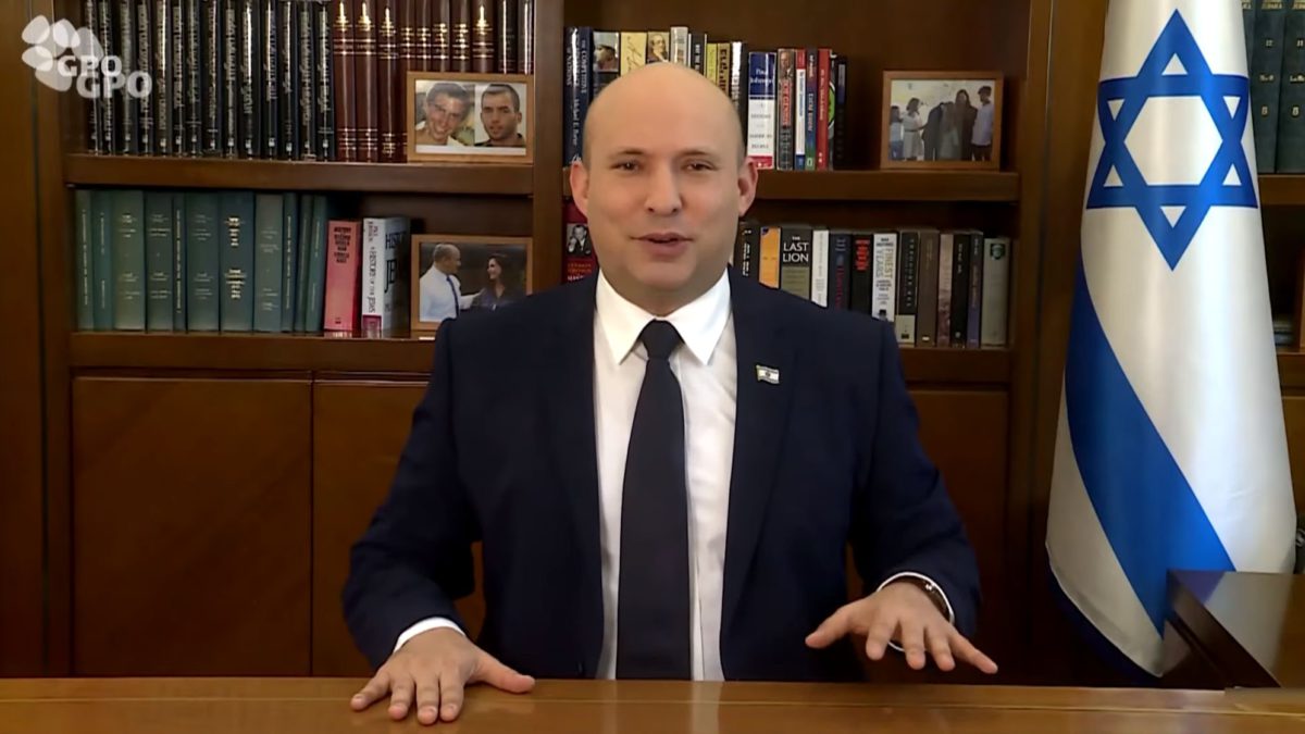 Bennett en la Cumbre de Medios Cristianos: El terror iraní está arrasando la región