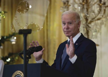 Biden afirma falsamente haber visitado Israel durante la Guerra de los Seis Días como “enlace”