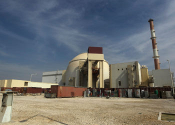 Reportan explosiones cerca de la central nuclear de Bushehr en Irán