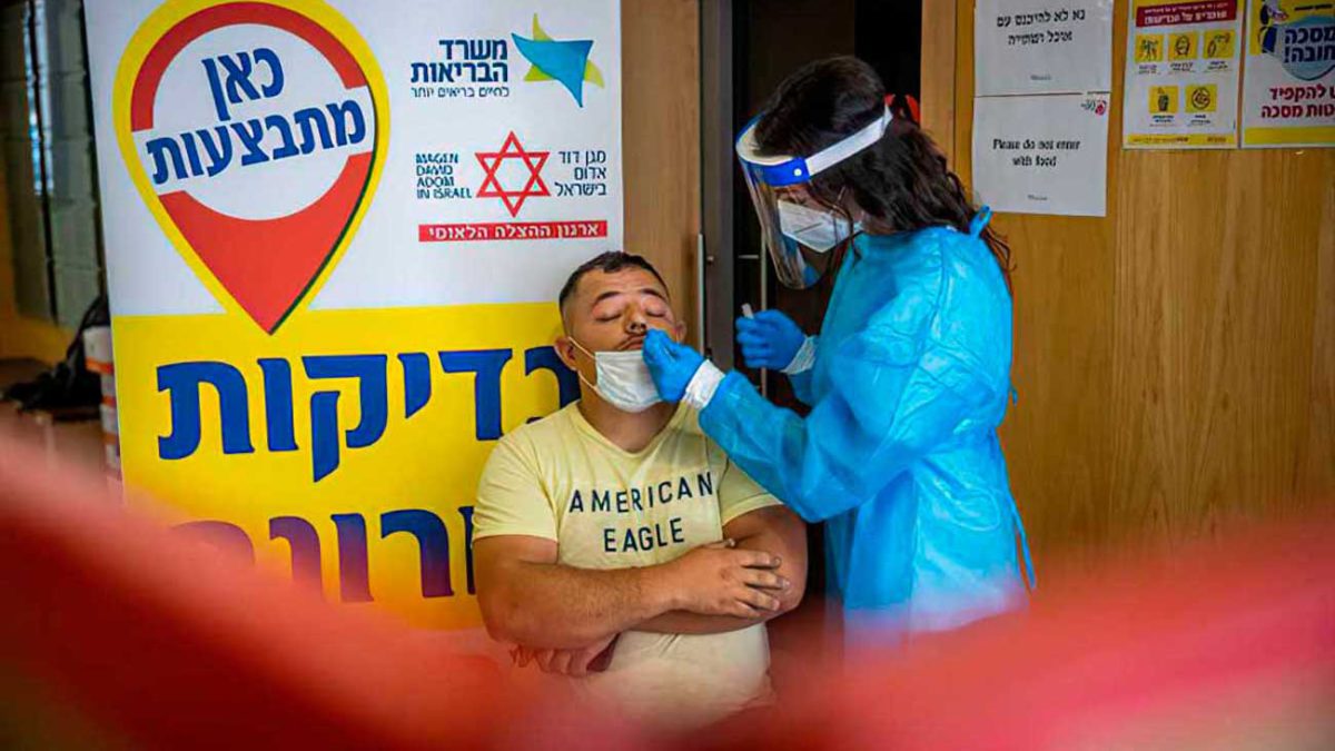 En dos semanas Israel podría superar los casos de COVID de las anteriores oleadas