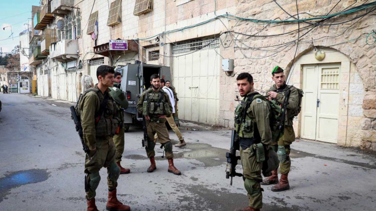 Israelí herido en un ataque terrorista cerca de la Cueva de los Patriarcas