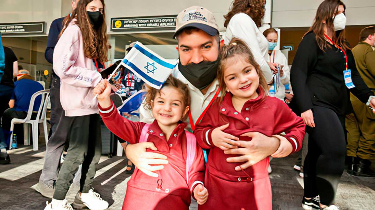 La inmigración a Israel en 2021 se acerca a los niveles anteriores a la pandemia