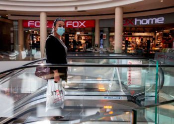 Texto completo: Los ministros aprueban nueva normativa sobre el COVID en colegios y centros comerciales
