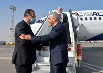 Canciller de Israel se reúne con el presidente egipcio en El Cairo