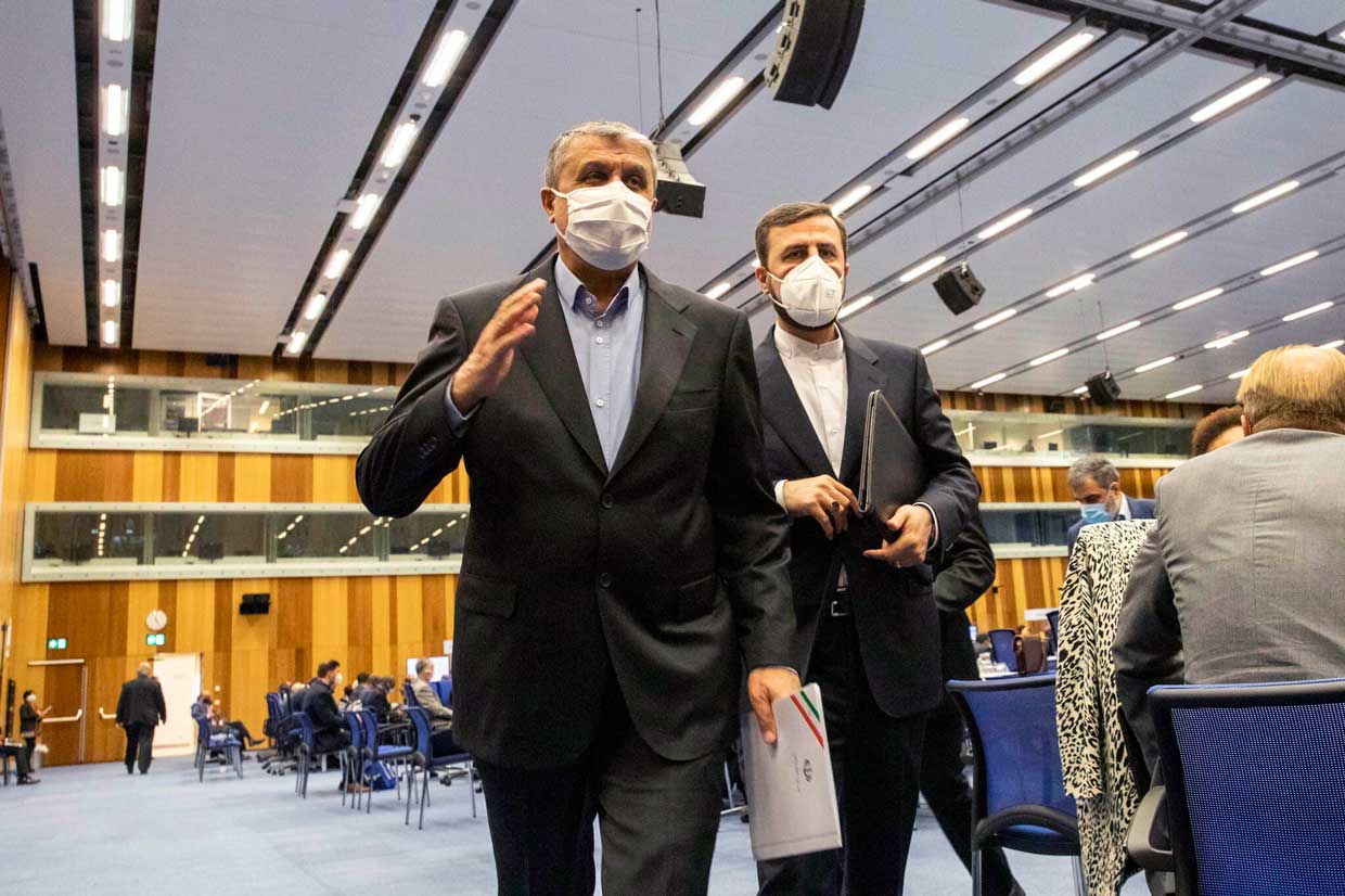 Se reanudan las conversaciones nucleares con Irán: culminan una hora después