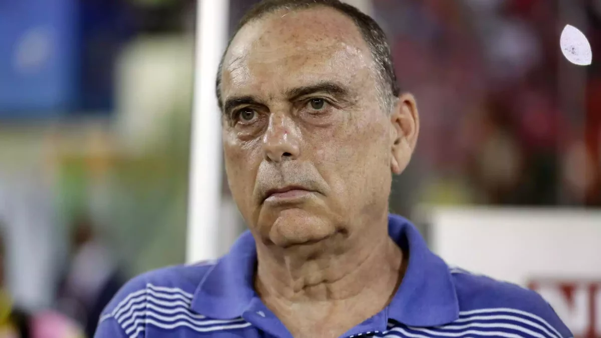 Jugadores argelinos boicotean un partido por la presencia del entrenador israelí Avram Grant