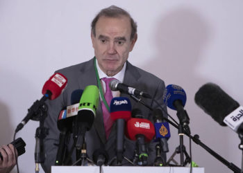 UE advierte del "difícil" trabajo mientras se reanudan las conversaciones con Irán