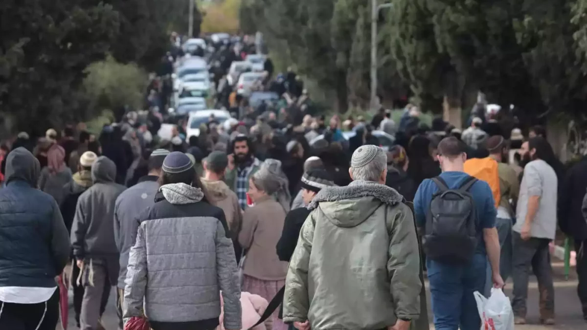 Miles de personas se unen a la marcha a Homesh en memoria de Yehuda Dimentman