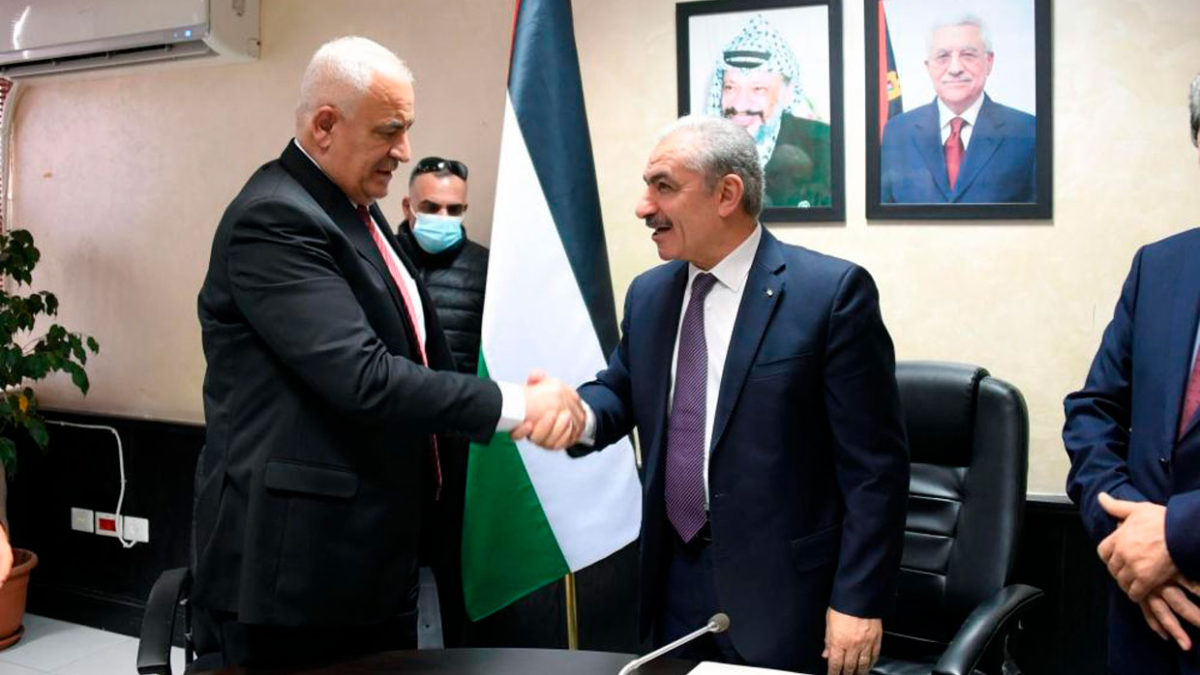 La Autoridad Palestina nombra a un jefe de inteligencia como ministro del Interior