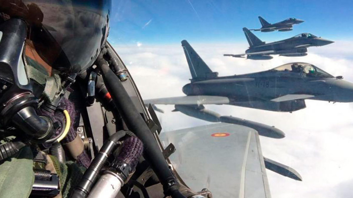 La OTAN despliega barcos y aviones de combate en el este de Europa