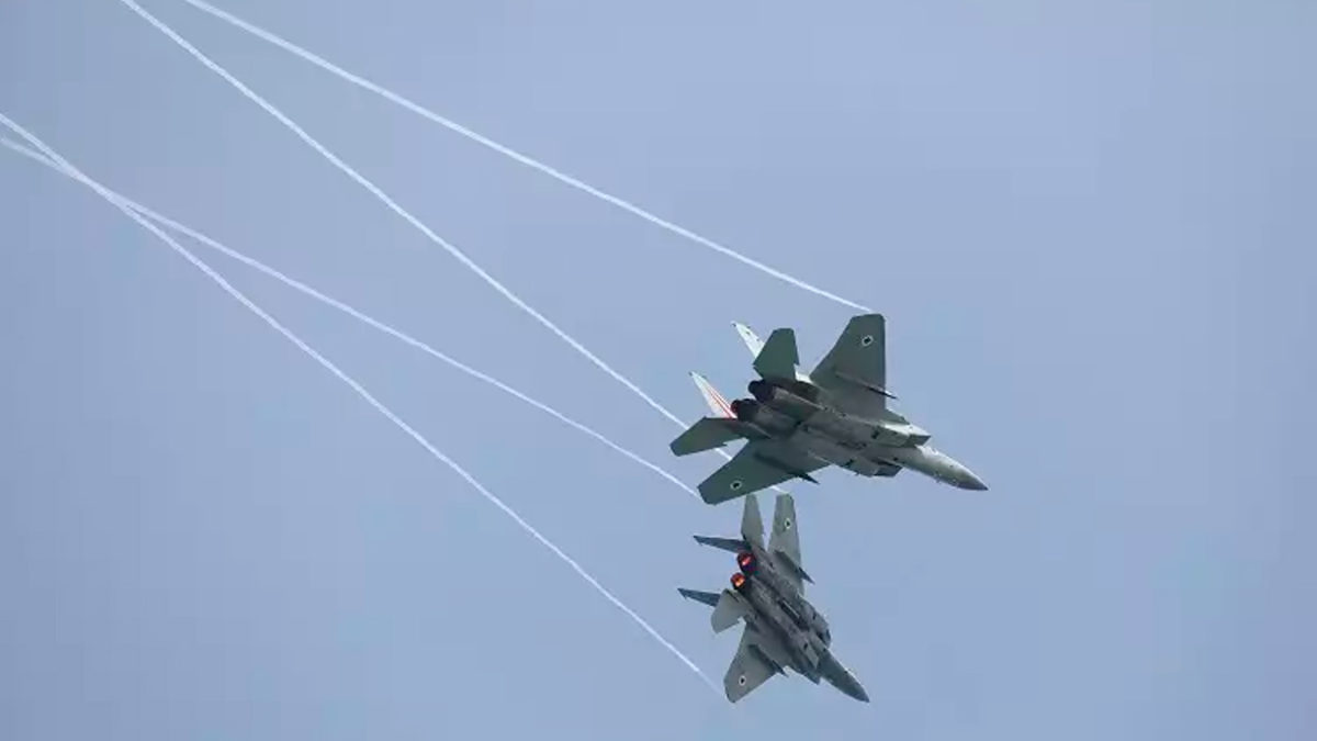 Cazas israelíes sobrevuelan el Líbano tras la entrada de un dron en Israel: Hezbolá asume la responsabilidad