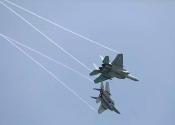 Cazas israelíes sobrevuelan el Líbano tras la entrada de un dron en Israel: Hezbolá asume la responsabilidad