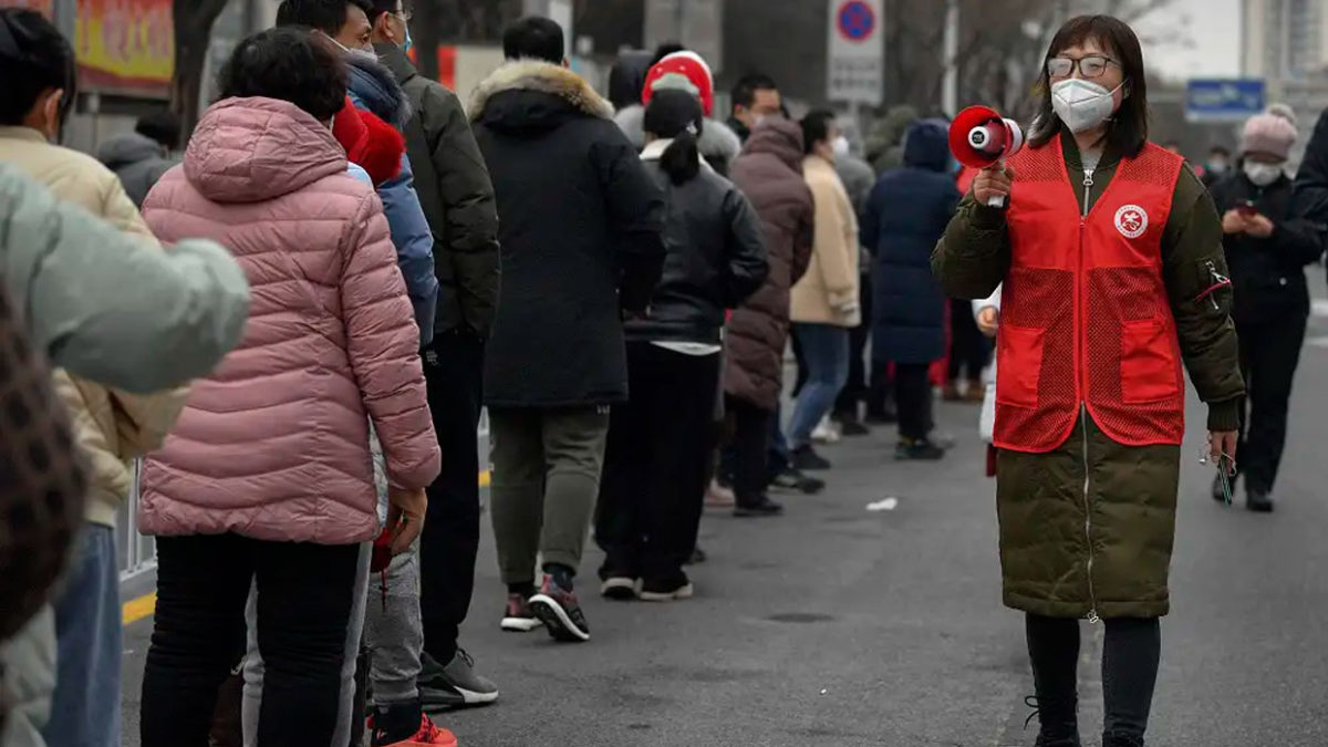 China confina a 20 millones de personas: Tercera ciudad aislada por el COVID