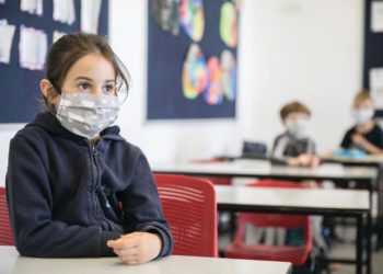 ¡Israel debe cerrar sus escuelas ahora!