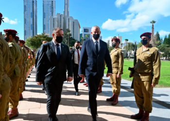 Ministro de Defensa de Israel se reúne con su homólogo griego