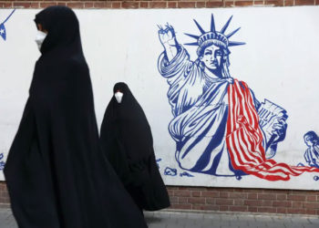 El régimen de Irán preocupado por el aumento de las protestas y el secularismo