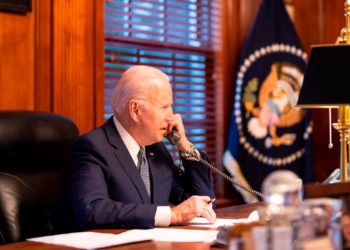 Biden advierte a Ucrania: Rusia podría lanzar una invasión en febrero