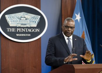 El jefe de Defensa de Estados Unidos da positivo a COVID