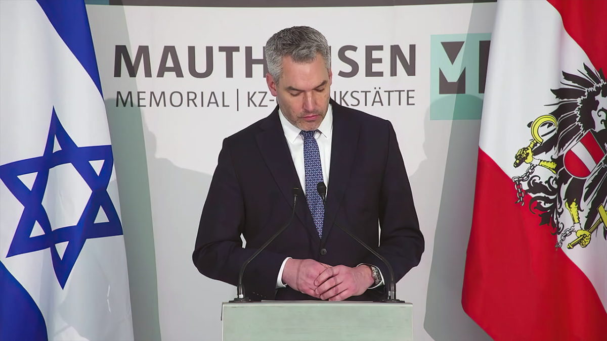 El canciller austriaco pide perdón por el Holocausto