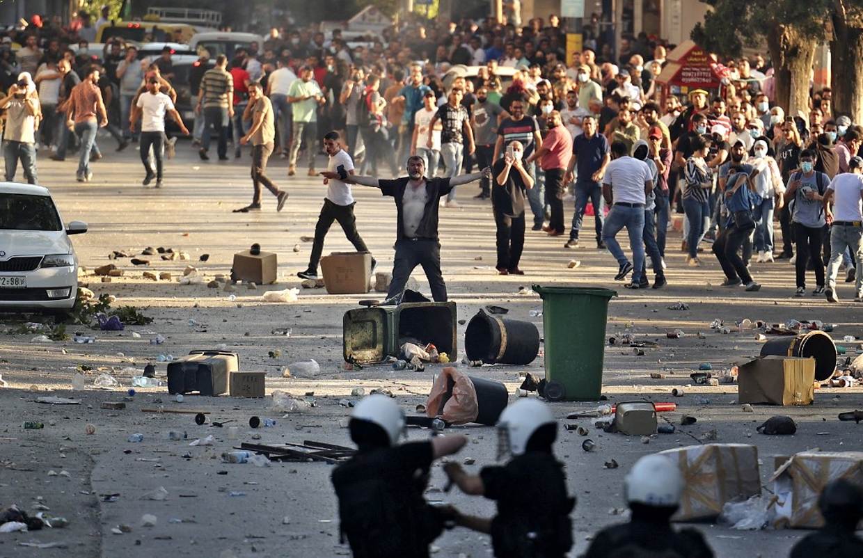 La Autoridad Palestina nombra a un jefe de inteligencia como ministro del Interior