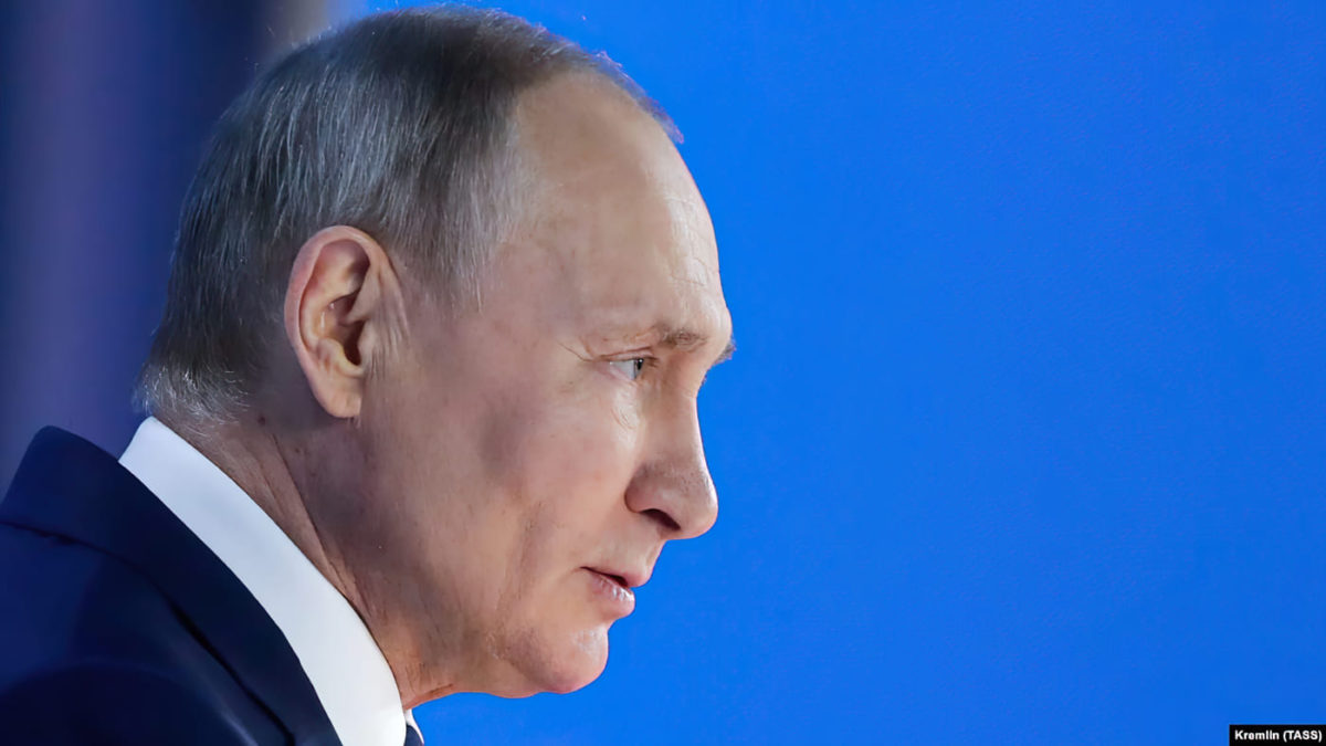 Rusia lanza sutiles amenazas que van más allá de una invasión de Ucrania