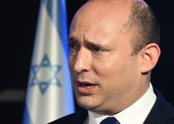 Bennett invita al Gobernador de Texas a visitar Israel