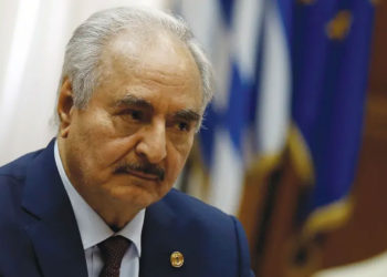 Avión del caudillo libio Khalifa Haftar aterrizó brevemente en Israel