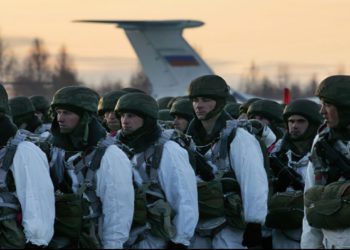 Rusia despliega fuerzas aéreas en las fronteras de Ucrania
