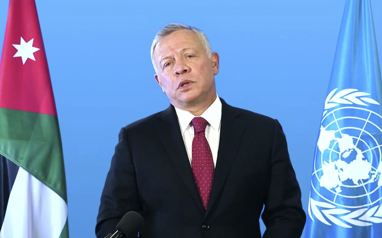 Captura de pantalla del vídeo del Rey Abdullah II de Jordania, mientras se dirige a la 76.ª sesión de la Asamblea General de las Naciones Unidas en un mensaje pregrabado, en la sede de la ONU, el 22 de septiembre de 2021. (UN Web TV vía AP)