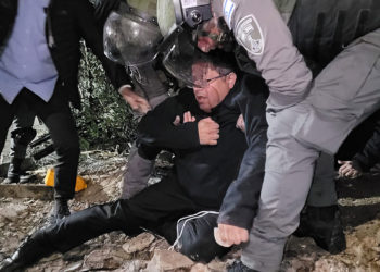 La policía desaloja violentamente al MK Itamar Ben-Gvir en el este de Jerusalén