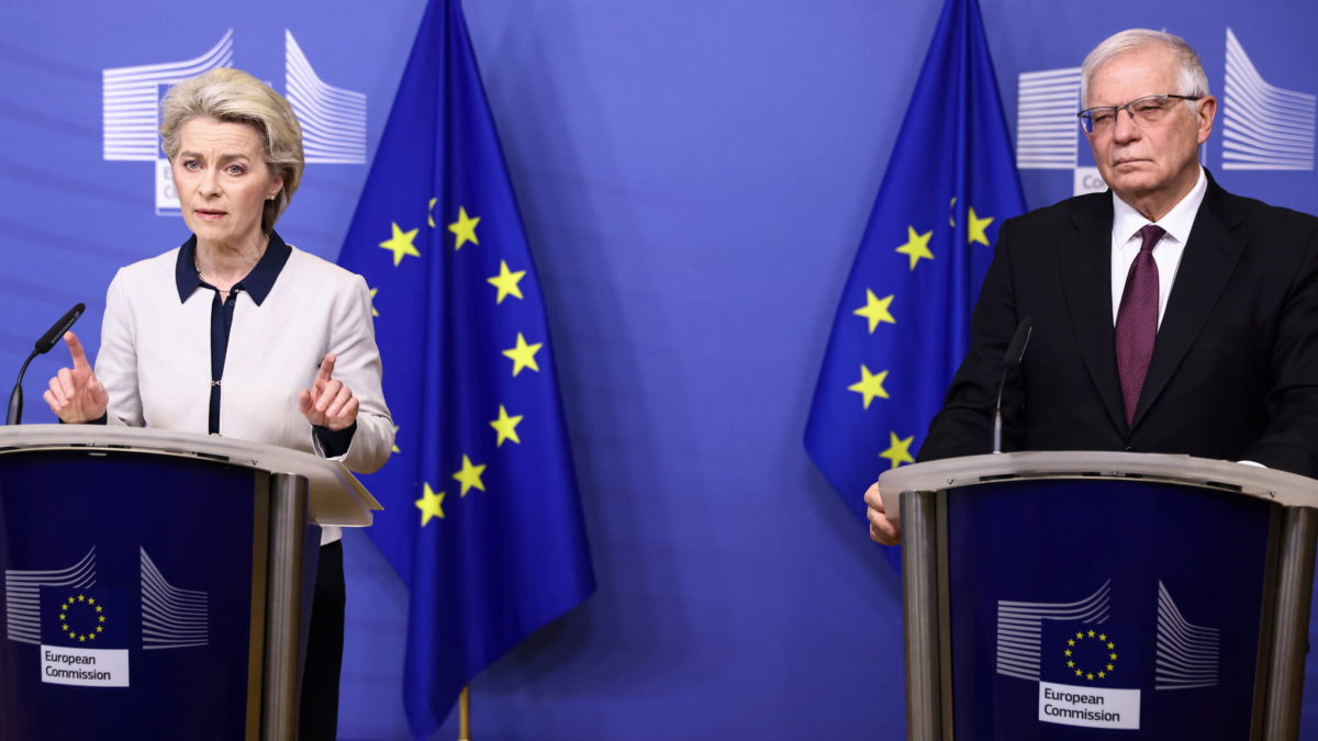 La UE lamenta las "horas oscuras" y promete las sanciones más duras contra Moscú